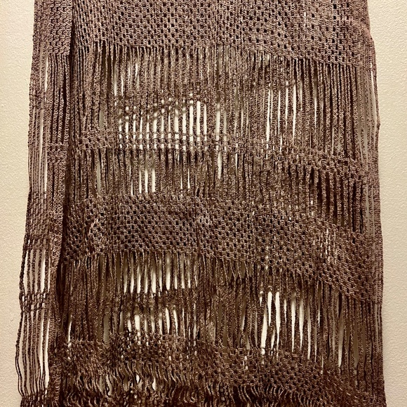 Moschino cotton grey brown crochet rectangular scarf, 15" x 54" - Picture 3 of 4